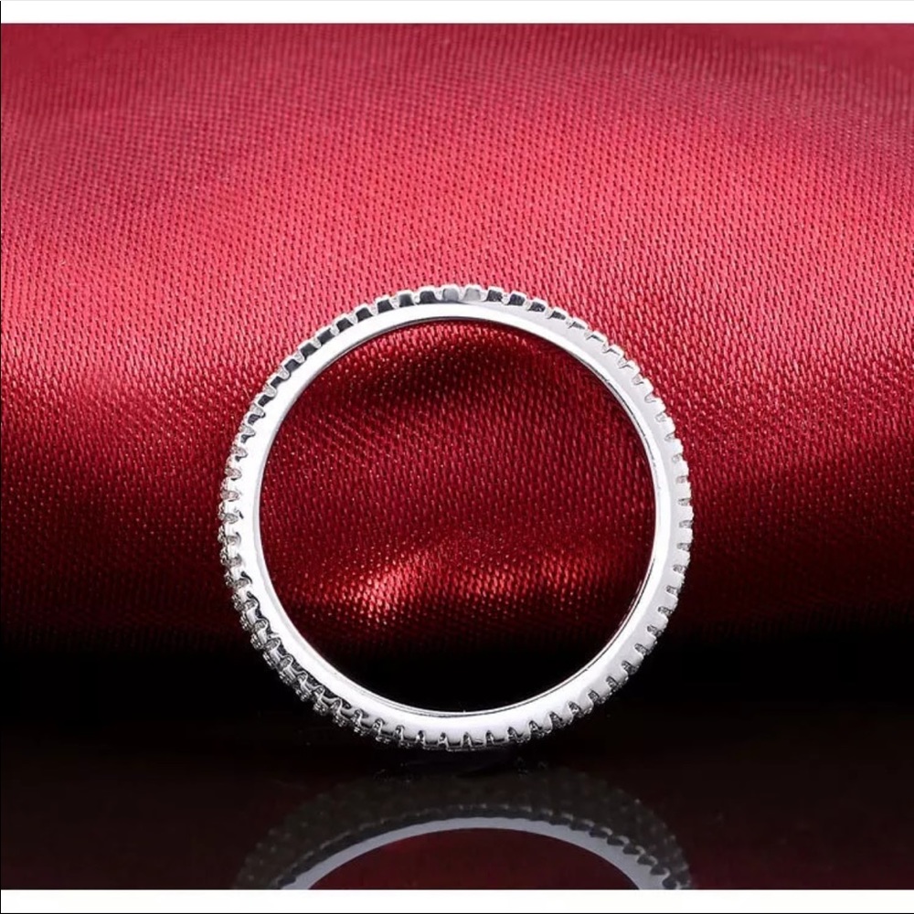 Luxury 925 Silver Wedding Eternity Band Ring - Picture 4 of 4